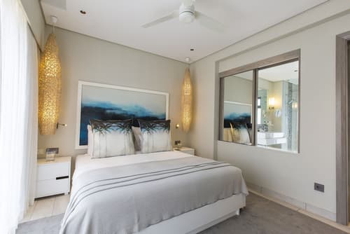 The Bay Club at Anahita