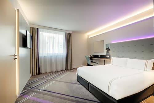 Premier Inn Berlin City Centre, Room