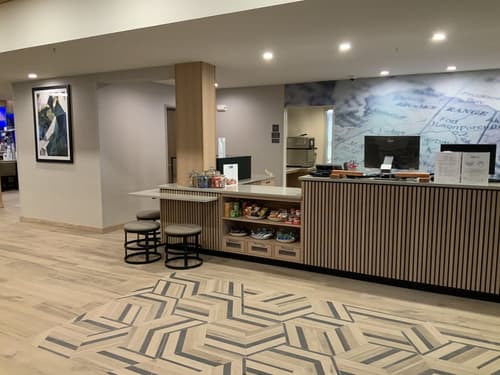 Hyatt Place Fairbanks, Reception
