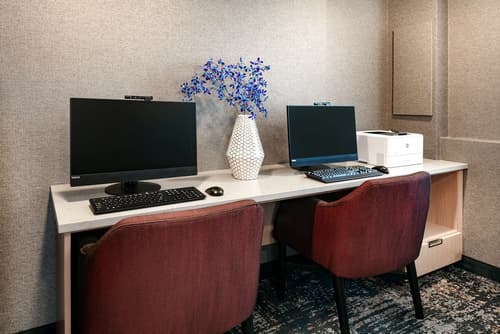 Hyatt Place Fairbanks, Lobby