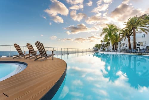 Marina Bayview Adults Only