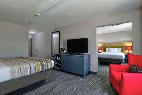 Country Inn & Suites by Radisson, Oklahoma City Airport, OK, Room