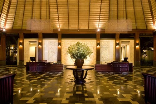 Ramayana Candidasa Beach Resort, Interior entrance