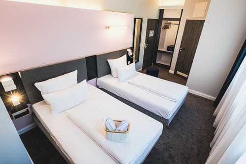 Mountainpark Kassel, Room