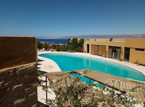 Southern Star Club, Interior entrance