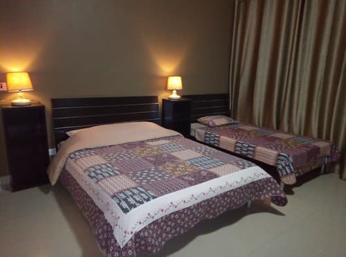 Southern Star Club, Room