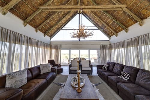 Naankuse Lodge, Living area