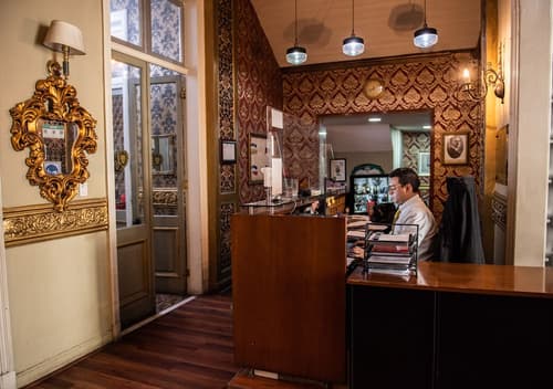 Hotel Casa Zañartu, Reception