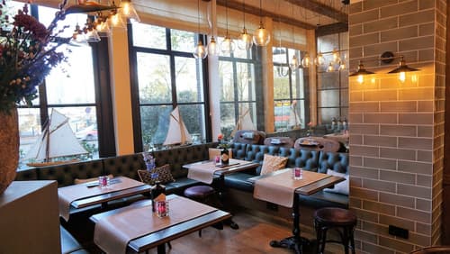 The Hendrick's Hotel, Lobby lounge