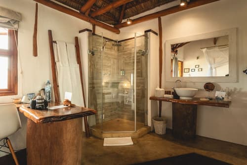 Vilanculos Beach Lodge, Bathroom