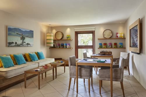 C Mauritius, Lobby lounge