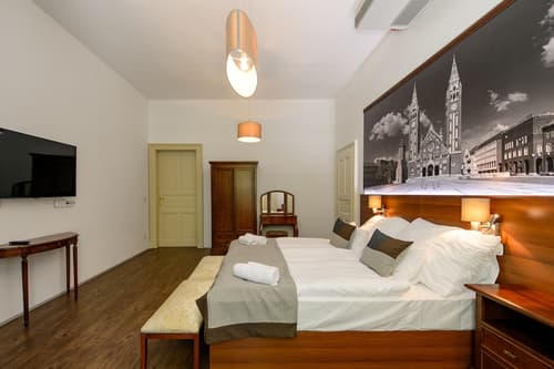 Klebelsberg Kastély, Room