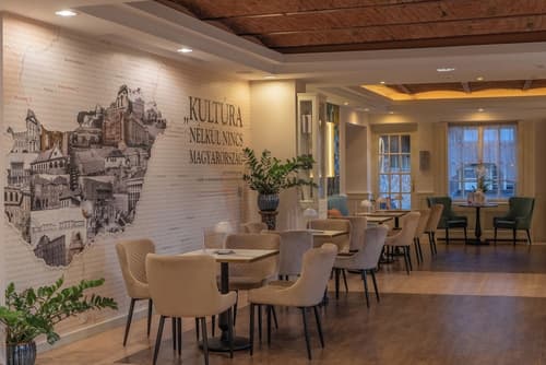 Klebelsberg Kastély, Lobby