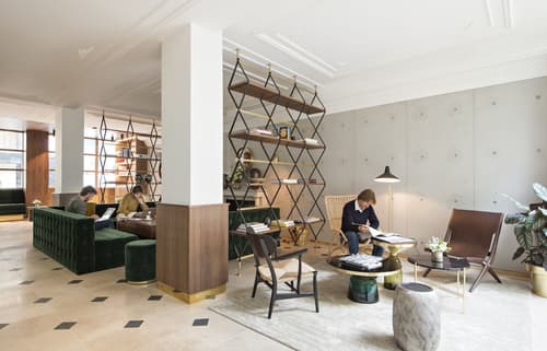 Hotel Parister & Spa, Lobby sitting area