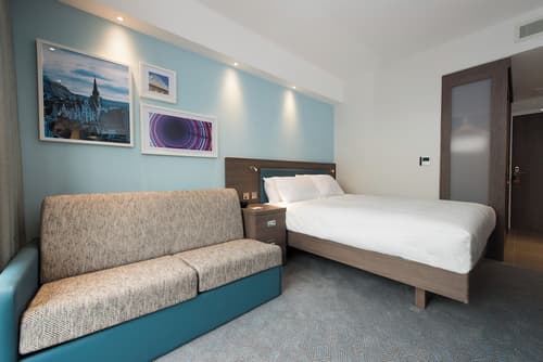 Hampton by Hilton Edinburgh West End