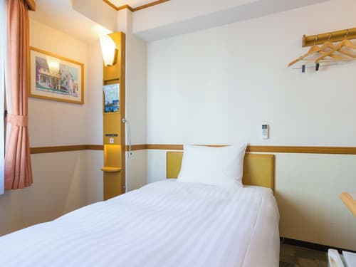 Toyoko Inn Tokyo Otemachi, Room