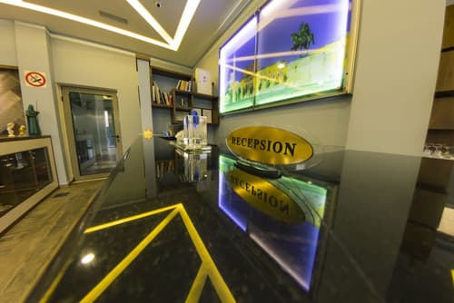 Hotel Pandora Residence, Reception