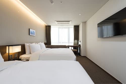 Ramada Encore by Wyndham Haeundae
