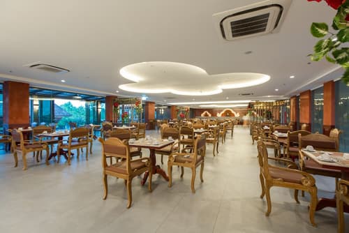 Maikhao Palm Beach Resort