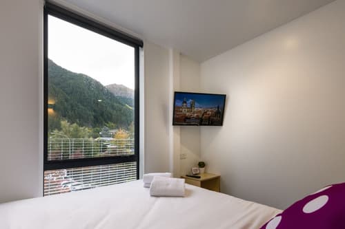 LyLo Queenstown, Room
