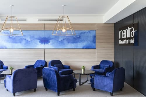 Mantra MacArthur Canberra, Lobby sitting area