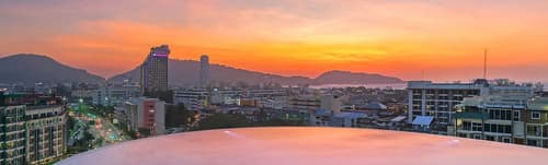 The Marina Phuket Hotel, Rooftop pool