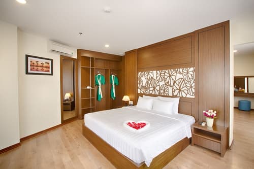 Central Hotel & Spa, Room