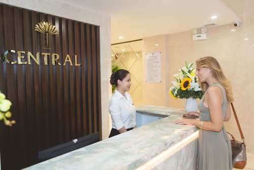 Central Hotel & Spa, Reception