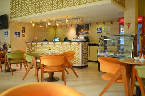 Cleopatra Hotel, Lobby lounge