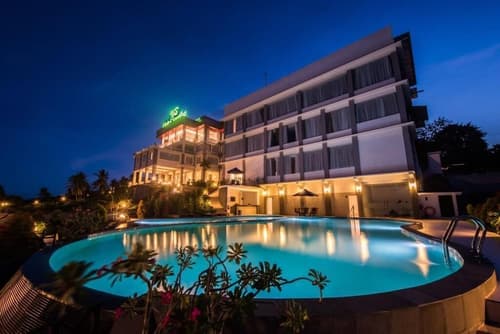 Hotel Santika Luwuk - Sulawesi Tengah, Pool