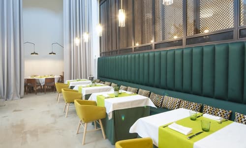 Parador de Lleida, Dining