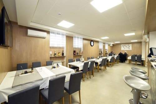 Hotel Orient Zagreb, Restaurant