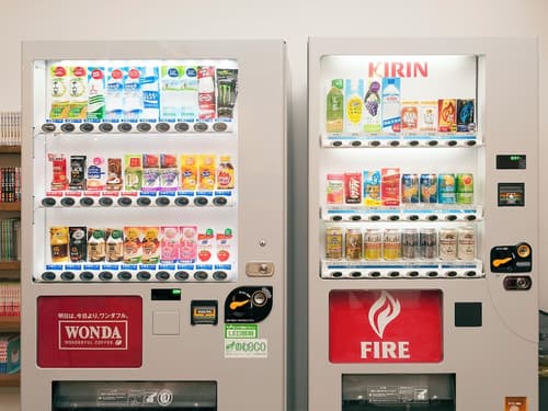 Coco Stay Nishikawaguchi Ekimae, Vending machine