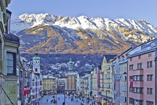 Stage 12 Hotel by Penz