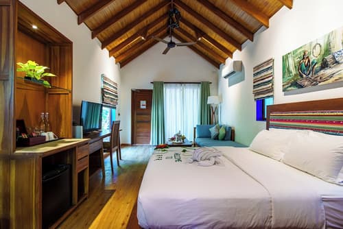 Reethi Faru Resort, Room