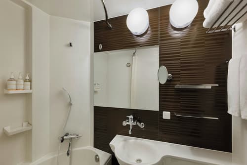 Four Points Flex by Sheraton Shin Osaka