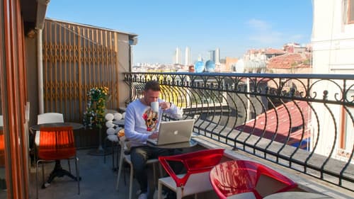 Stay Inn Taksim Hostel, Terrace/patio