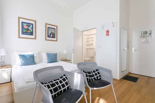 Riess City Rooms - Self Check-In