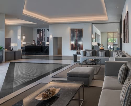 Seda Capitol Central Bacolod, Lobby