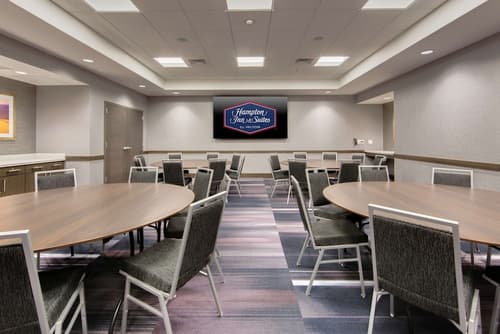 Hampton Inn & Suites Fort Worth Downtown, Meeting facility