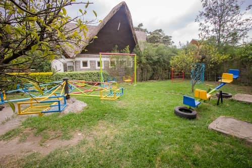Dove Nest Lodge, Children's play area - outdoor