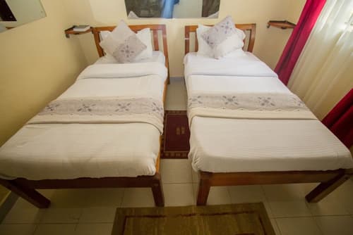 Dove Nest Lodge, Room