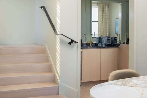 Hotel Savoy Kansas City, Tapestry Collection by Hilton, Room