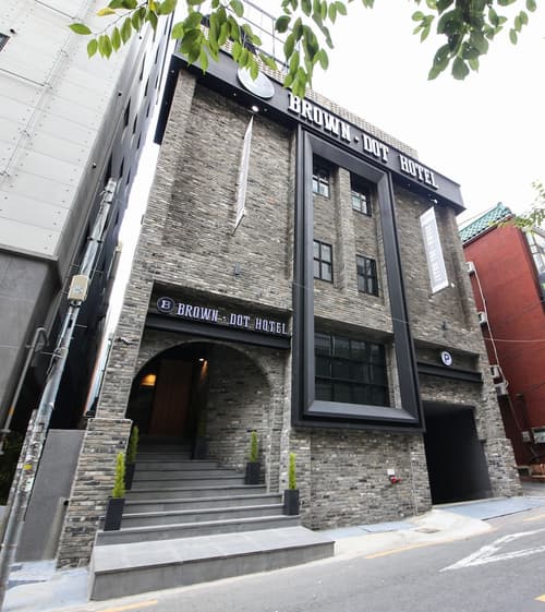 Brown Dot Hotel Yangjeong, Front of property