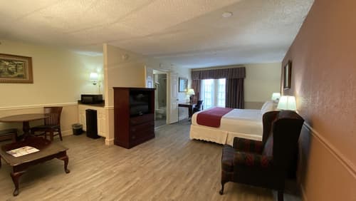 Royal Suites, Room