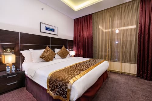 Platinum Seventy Serviced Apartments, Room