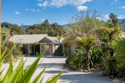 Abel Tasman Lodge