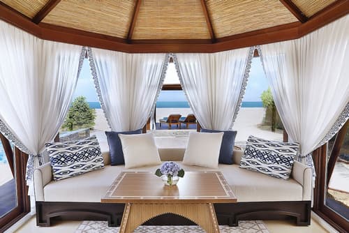 The Ritz-Carlton Ras Al Khaimah, Al Hamra Beach, Reception