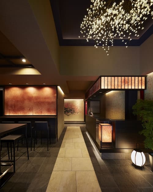 Sakura Sky Hotel, Lobby lounge