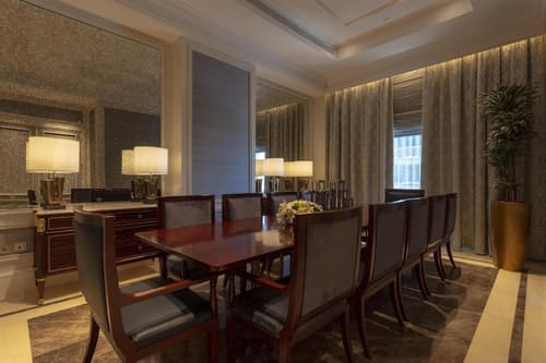 The Hotel Galleria Jeddah, Curio Collection by Hilton
